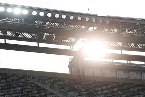 Smoky, stormy weather expected to clear in time for World Cup final