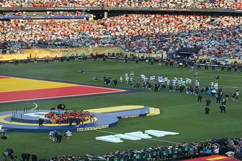 Sore-loser Argentina turn their backs to Spain during World Cup trophy celebration after igniting..