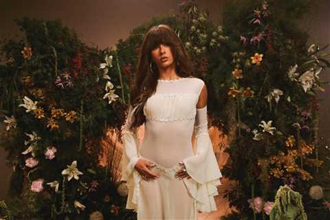 Ella Langley’s ‘Choosin’ Texas’ Makes More History With 14th Week at No. 1 on Billboard Hot 100