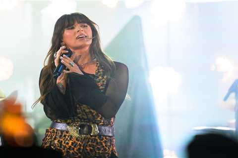 Women’s Country Chart Sweep Is Unlike Any Before, Thanks to Ella Langley, Taylor Swift &..