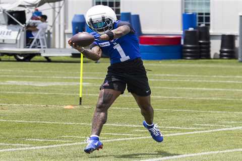 Malik Nabers takes the field at Giants training camp in a tantalizing glimpse