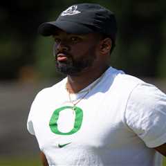Oregon assistant coach Ra’Shaad Samples  leaves scene of DUI crash, claims he is ‘DeSean Jackson’..