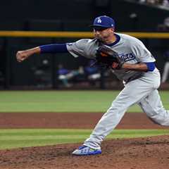 If Edwin Diaz doesn’t improve, Roki Sasaki can be Dodgers’ playoff closer again