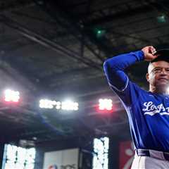 Dave Roberts drops blunt reaction to slumping Dodgers ‘getting bullied’