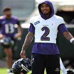 Ravens star carted off in potential injury blow