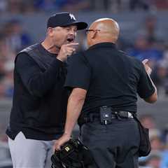 Yankees’ Aaron Boone gets tossed for 50th career ejection — then gets fired up