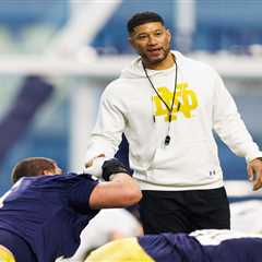 Notre Dame football odds, picks, predictions: Fighting Irish will reach championship heights