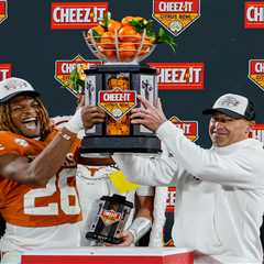 Texas dismisses linebacker Ty’Anthony Smith for conduct detrimental to team