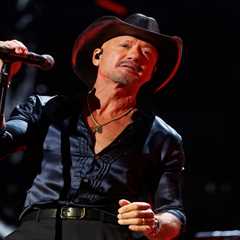 Tim McGraw Falls Onstage at Cincinnati Concert, Pokes Fun at Himself on Instagram