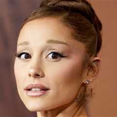 Ariana Grande Reveals Foot Injury Before 'Eternal Sunshine' Tour Finale