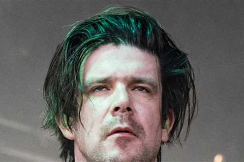 Modest Mouse Pulls Guitarist From Tour After Alleged DMs to Teen Surface
