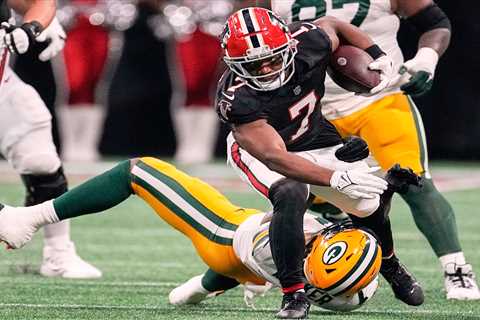 Bijan Robinson gets $75 million Falcons extension to end contract drama
