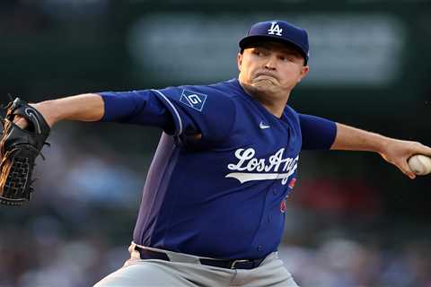 Tarik Skubal showered with boos, taunts as he takes loss in Dodgers debut