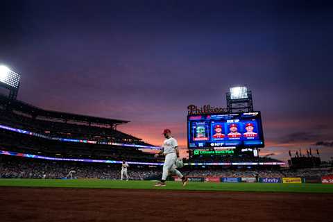 Phillies fan wins auction to broadcast game — and ‘nothing can prepare you for how his voice sounds’