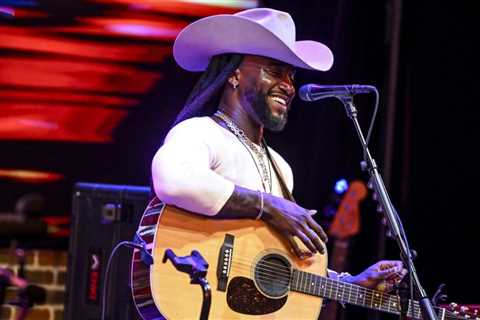 Shaboozey Rides ‘Western’ Concept Album Onto Multiple Billboard Charts