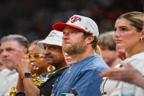 Dave Portnoy — a ‘legit Fever fan’ — fumes over Stephanie White’s fiery pregame speech