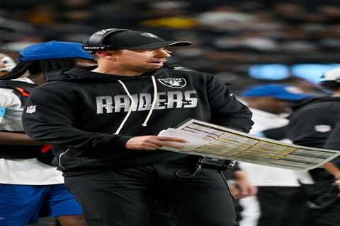 Raiders coach provides surprising preseason update on Fernando Mendoza