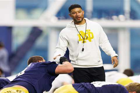 Notre Dame football odds, picks, predictions: Fighting Irish will reach championship heights