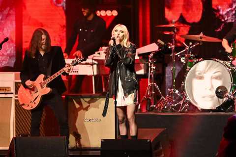 Foo Fighters Hopping Off Headlining Tour to Fill In For Pretty Reckless at AC/DC’s St. Louis Gig:..