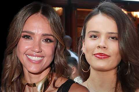 Jessica Alba Gets Matching Wrist Tattoo With Daughter Honor Warren