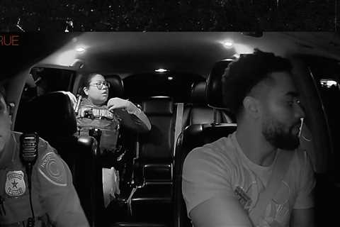 Cops Get Help From Uber Driver During Foot Chase in Houston