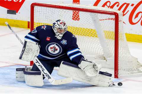Connor Hellebuyck goes public with his Winnipeg Jets trade request