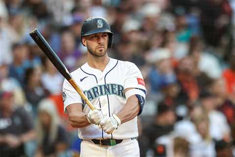 Yankees weighing Mitch Garver call-up with clock ticking