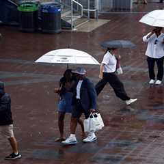 Rainy weather doesn’t stop US Open-goers from getting their tennis fix