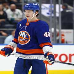 Islanders’ Matthew Schaefer plans to live with Matt Martin’s family again: ‘Guess they can’t say no’