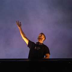 Calvin Harris Sets First-Ever Headline Tour of Australia
