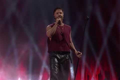 Travis Garland Delivers ‘Breathtaking’ Cover Of Ariana Grande’s ‘Dangerous Woman’ For ‘AGT’..