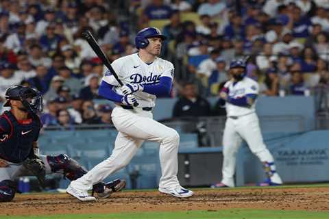 Dodgers veteran gives team another injury-related headache to deal with down stretch