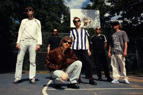 Cage the Elephant Tops Multiple Rock Radio Charts With ‘Beaches in Tennessee’