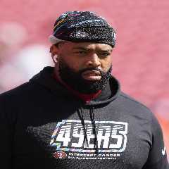Trent Williams claps back at Seahawks heckler with icy ‘5–0’ gesture after 49ers win