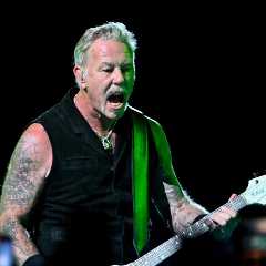 Metallica’s James Hetfield Has a Message for Entertainers Who Bring Their ‘Bullsh–‘ Agenda to..