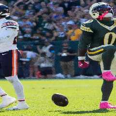 Bears kicker Cairo Santos attempted cheap shot on Packers’ Matthew Golden as rivalry heats up