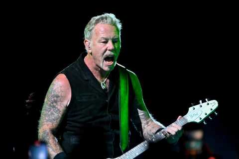 Metallica’s James Hetfield Has a Message for Entertainers Who Bring Their ‘Bullsh–‘ Agenda to..
